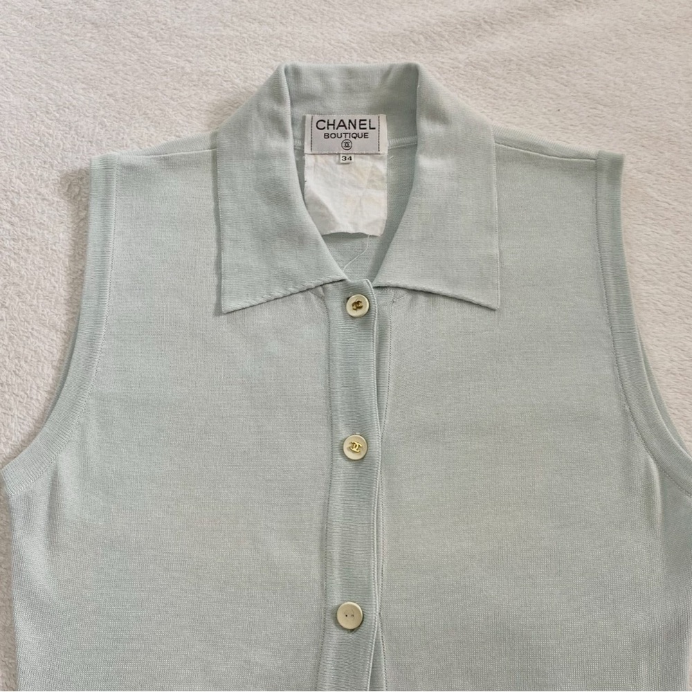 Chanel Boutique Vintage Knitted Vest In Duck Egg Blue Cc Buttons Size 34 View 2